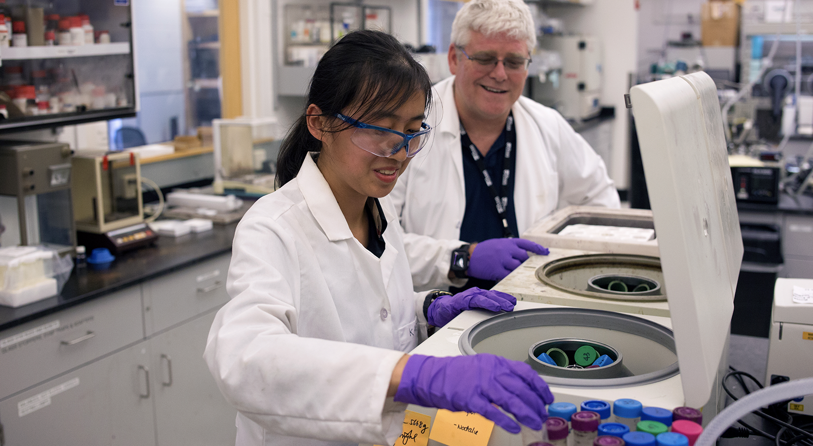 Zhiqiao Jiang, C’22, ENG’22, and Christopher B. Murray,